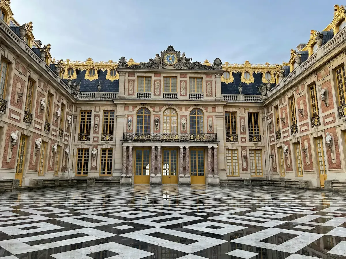 Versailles Marble Courtyard